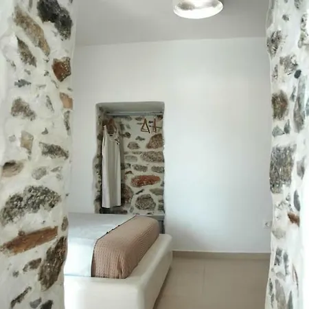 Kalypso House *