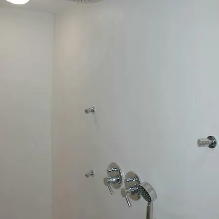 Kalypso House Dom wakacyjny Pera Gyalos